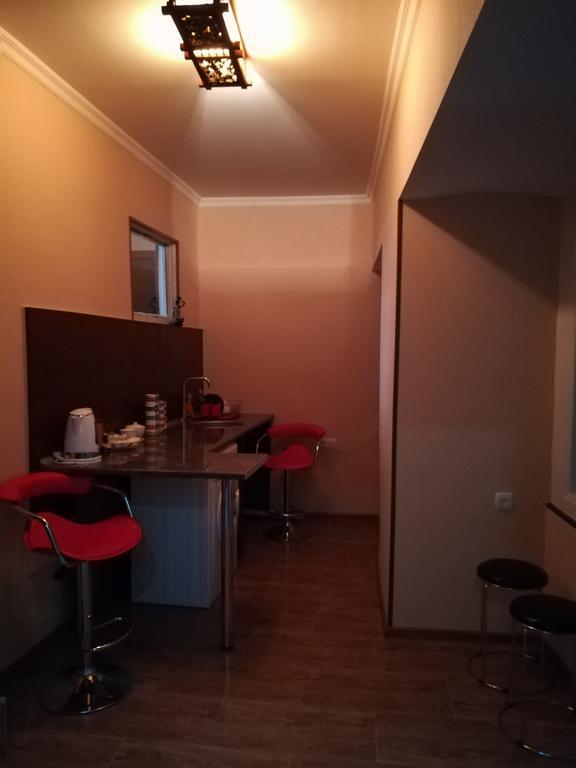 Apartment In The Heart Of Old Тбилиси Экстерьер фото