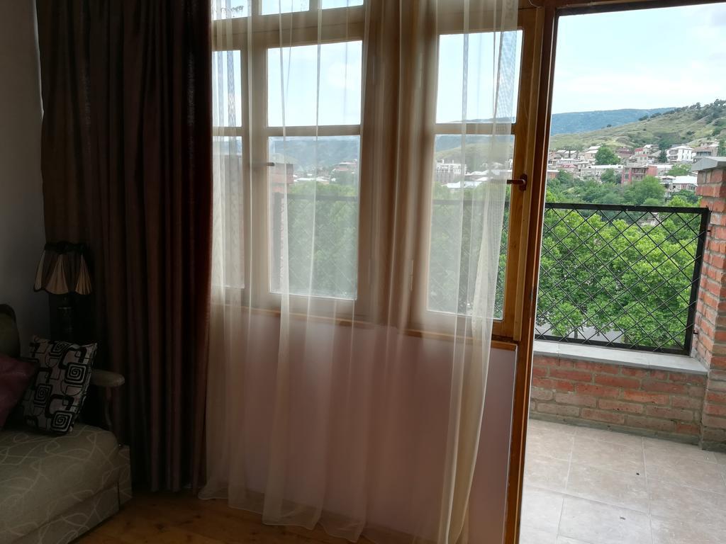 Apartment In The Heart Of Old Тбилиси Экстерьер фото